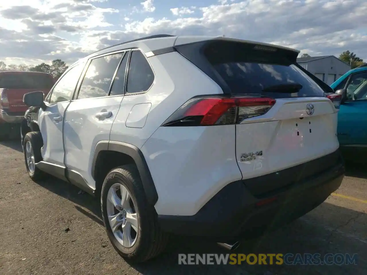 3 Photograph of a damaged car 2T3W1RFV7KC022933 TOYOTA RAV4 2019