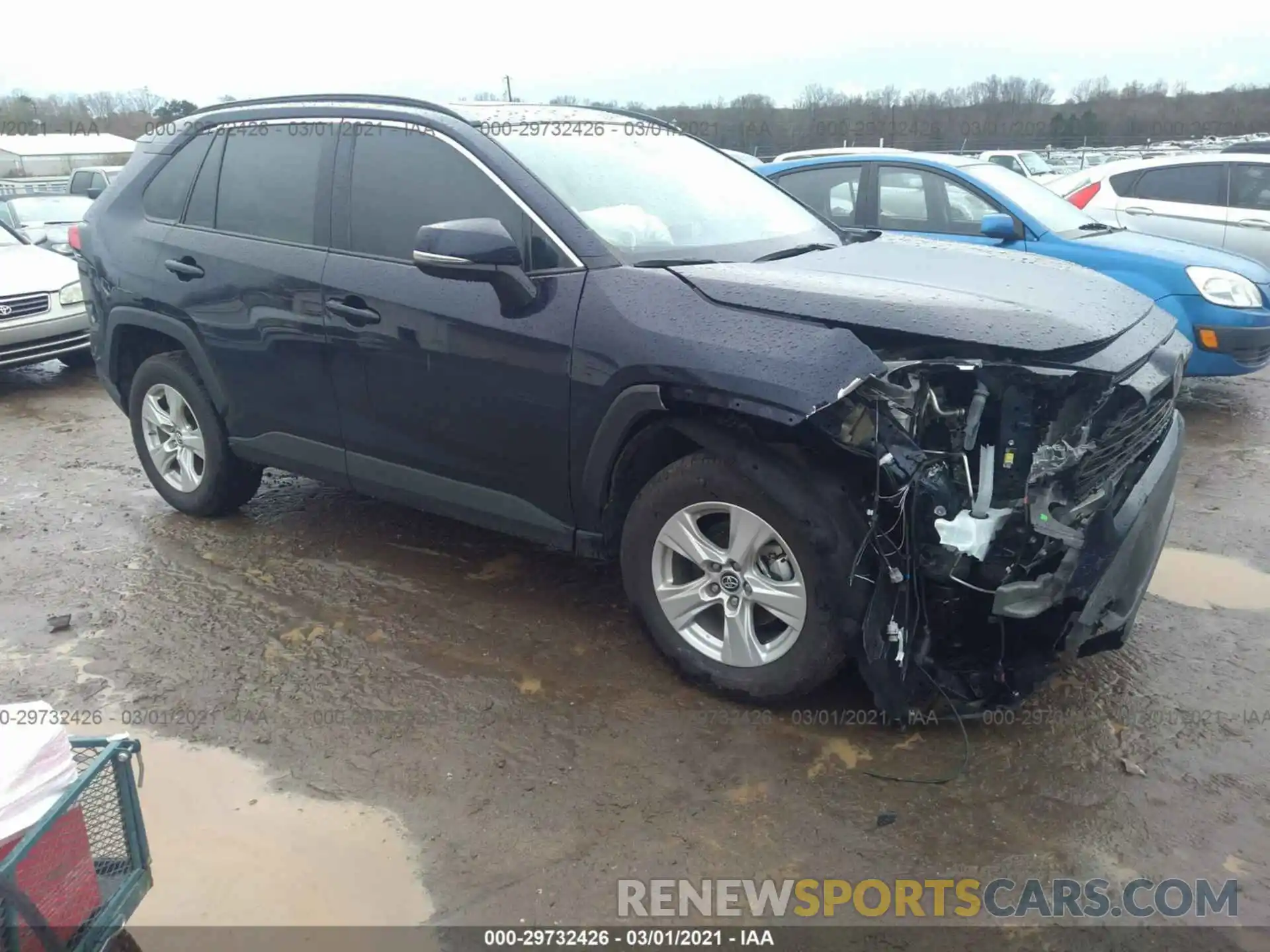 1 Photograph of a damaged car 2T3W1RFV7KC028019 TOYOTA RAV4 2019