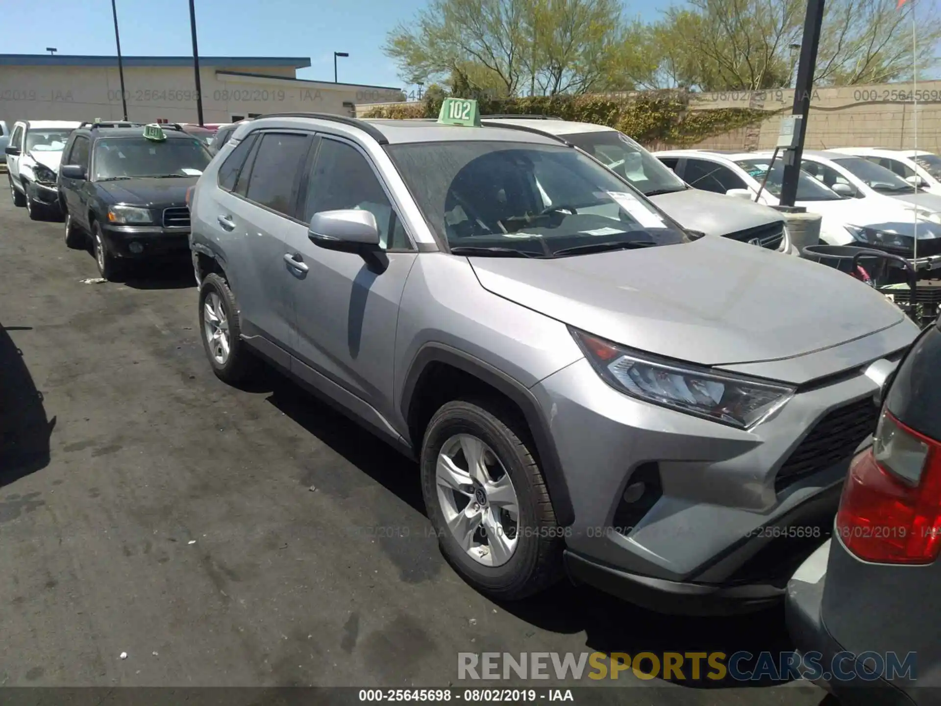 1 Photograph of a damaged car 2T3W1RFV7KW007380 TOYOTA RAV4 2019