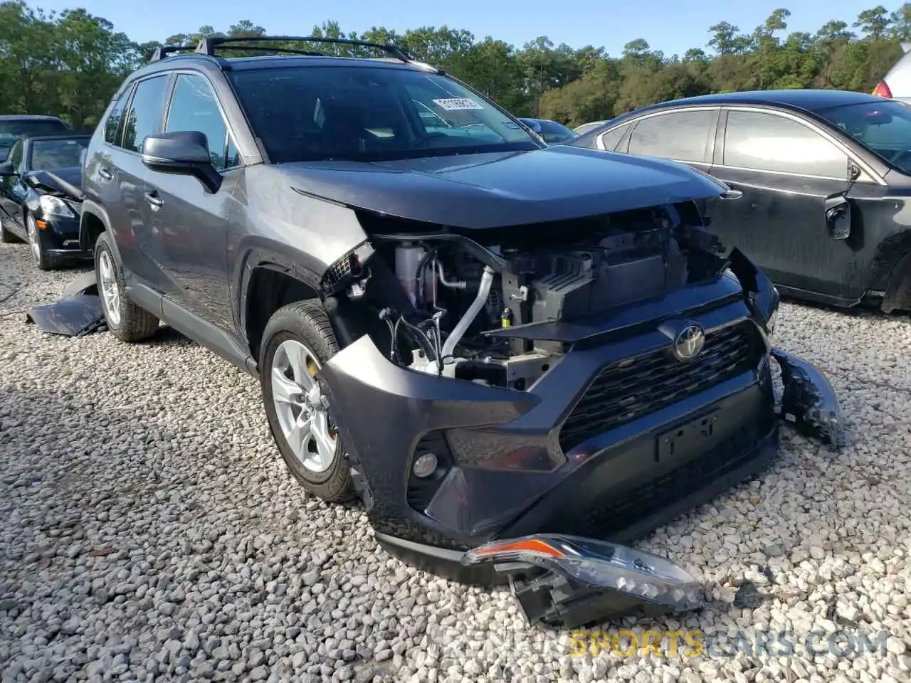 1 Photograph of a damaged car 2T3W1RFV7KW008948 TOYOTA RAV4 2019