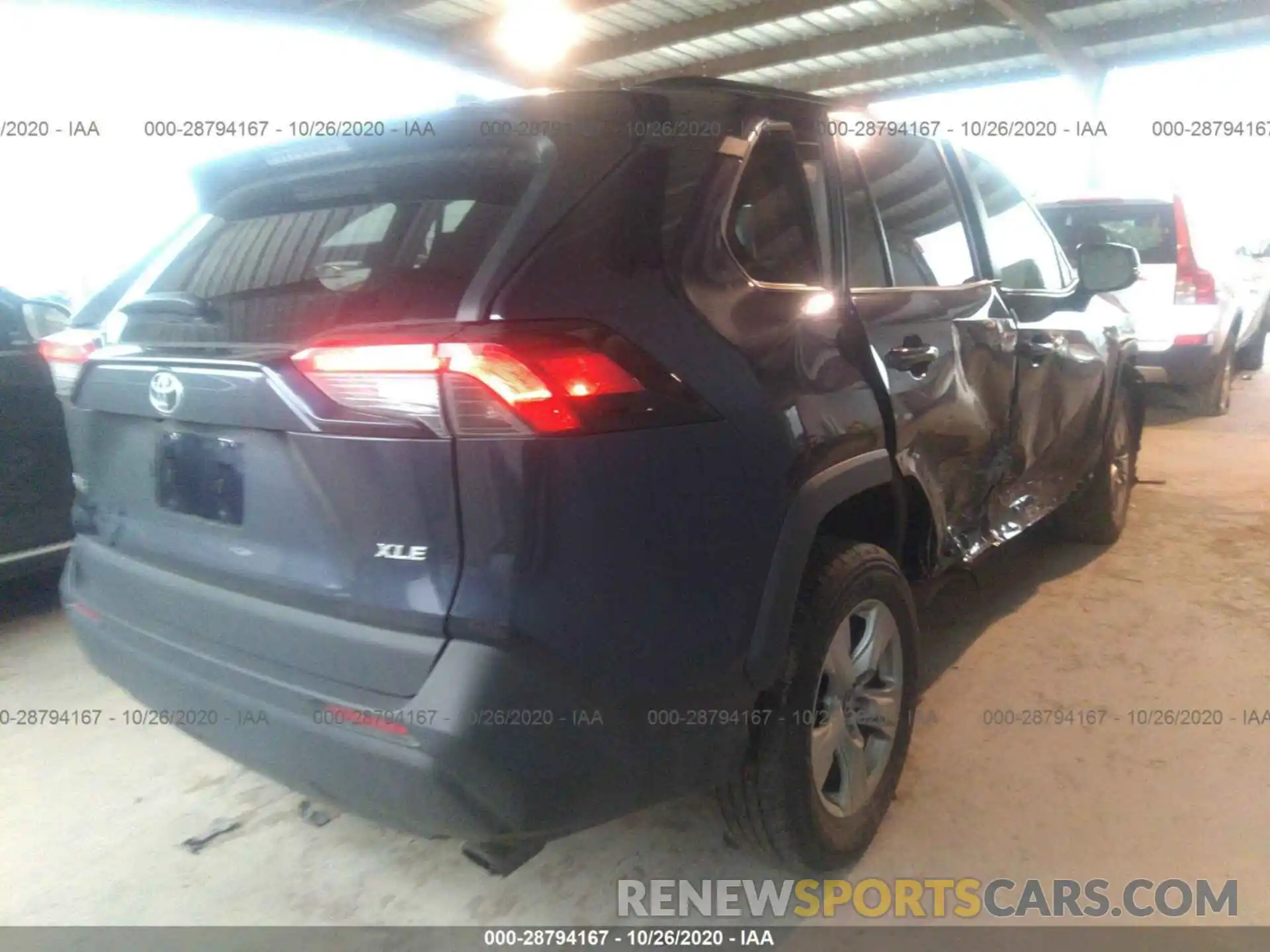 4 Photograph of a damaged car 2T3W1RFV7KW009677 TOYOTA RAV4 2019