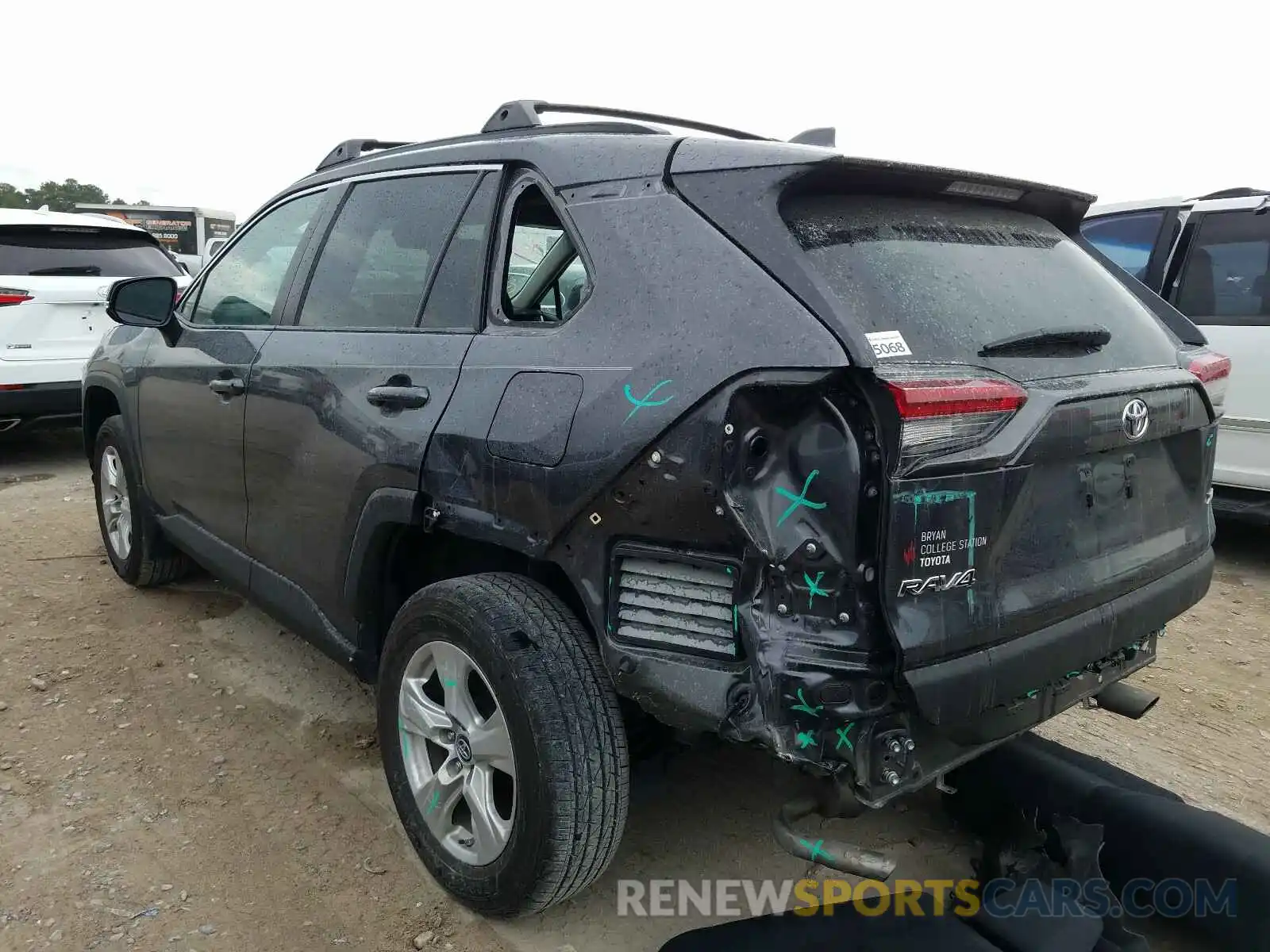 3 Фотография поврежденного автомобиля 2T3W1RFV7KW014023 TOYOTA RAV4 2019