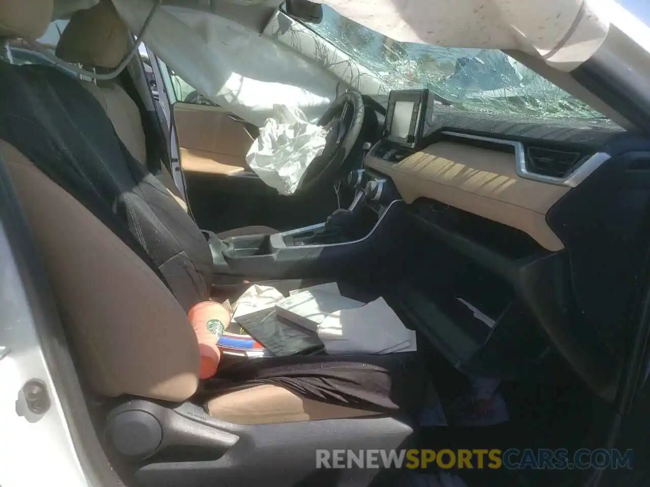 5 Photograph of a damaged car 2T3W1RFV7KW029640 TOYOTA RAV4 2019