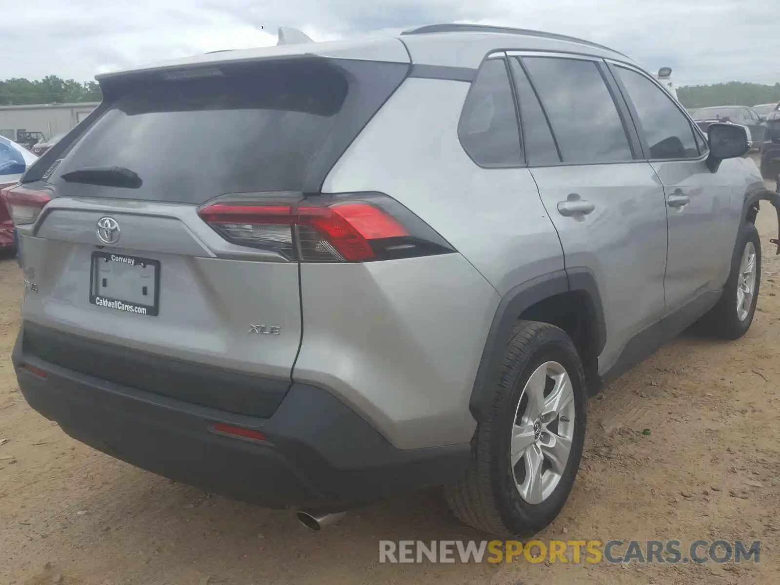 4 Photograph of a damaged car 2T3W1RFV7KW039794 TOYOTA RAV4 2019