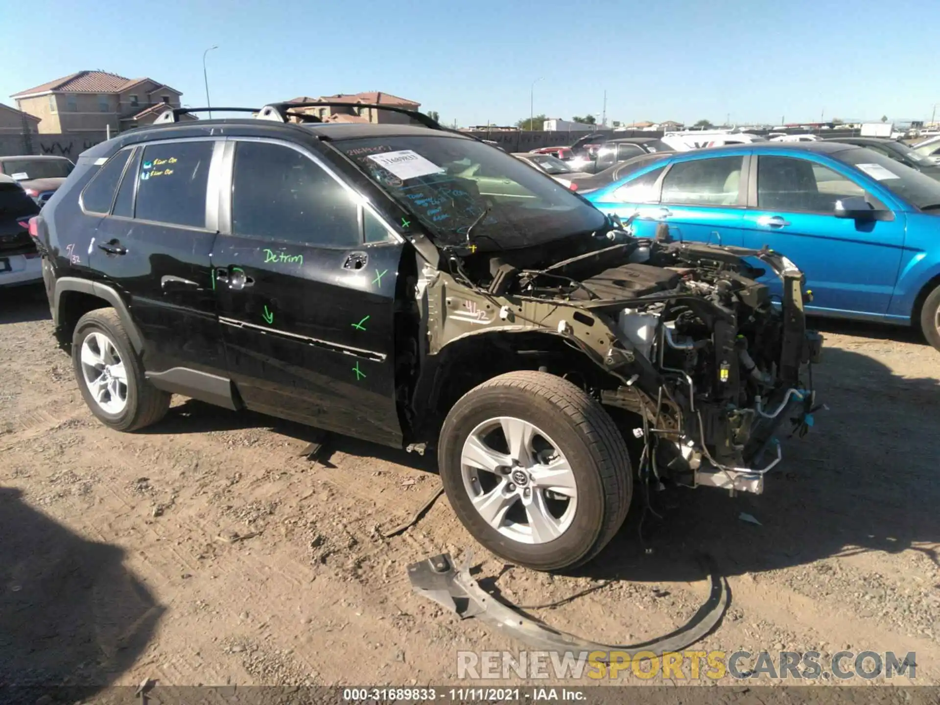 1 Photograph of a damaged car 2T3W1RFV7KW049919 TOYOTA RAV4 2019