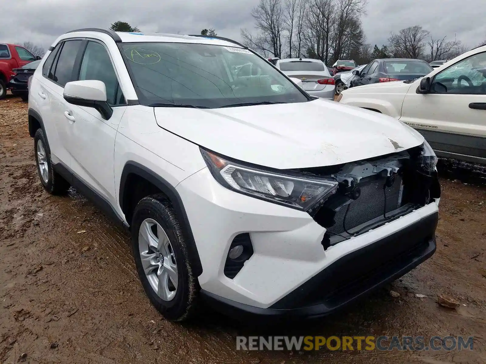 1 Photograph of a damaged car 2T3W1RFV7KW051329 TOYOTA RAV4 2019