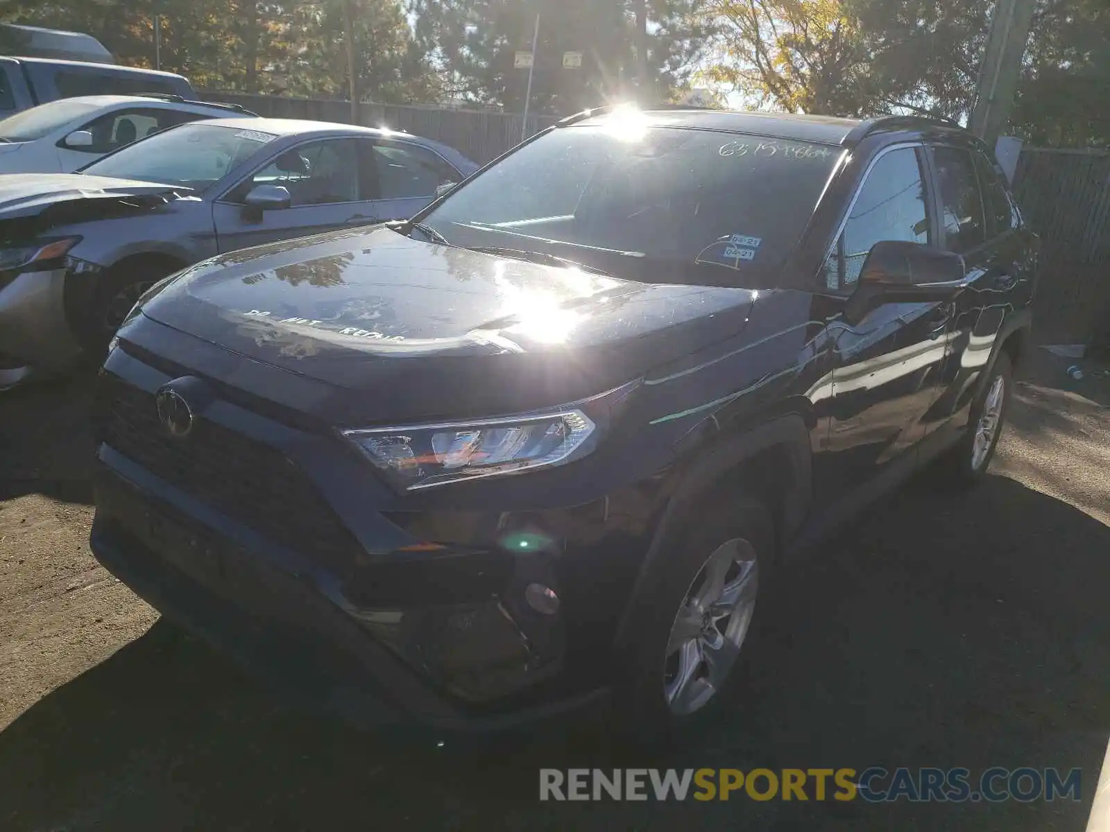 2 Photograph of a damaged car 2T3W1RFV8KC004375 TOYOTA RAV4 2019