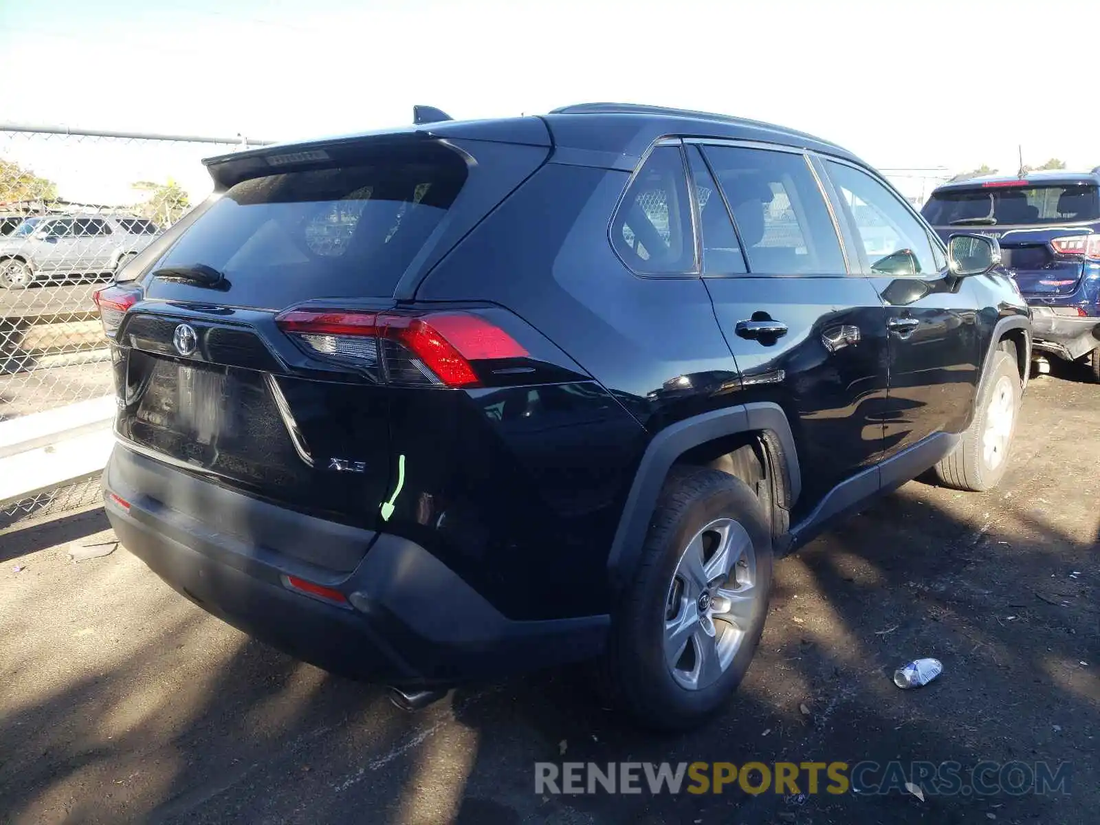 4 Photograph of a damaged car 2T3W1RFV8KC004375 TOYOTA RAV4 2019