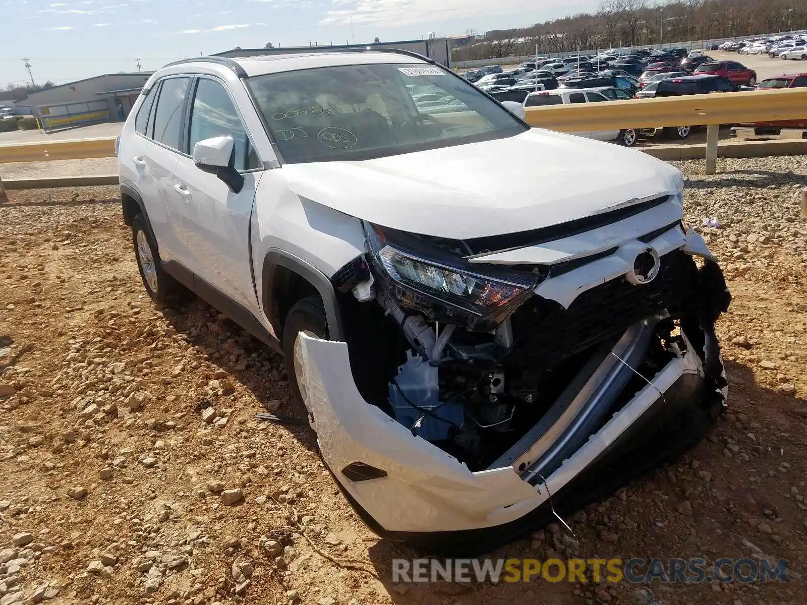 1 Photograph of a damaged car 2T3W1RFV8KC009561 TOYOTA RAV4 2019