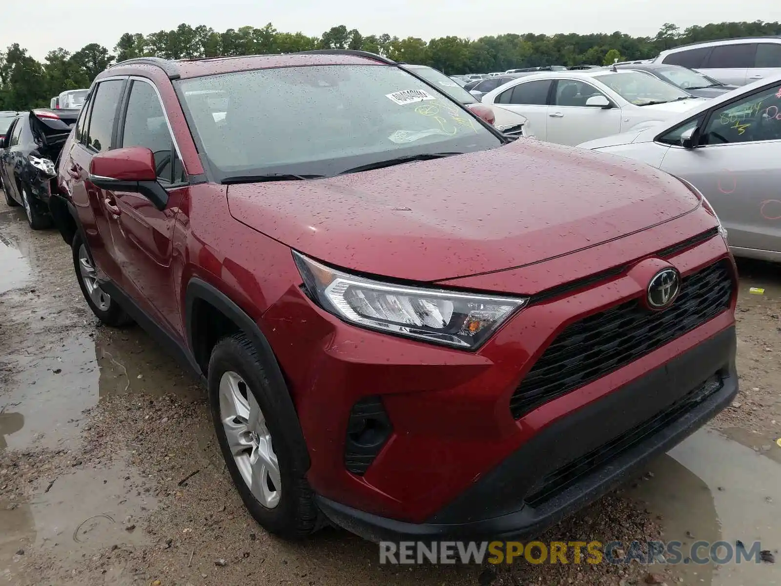 1 Photograph of a damaged car 2T3W1RFV8KC016283 TOYOTA RAV4 2019