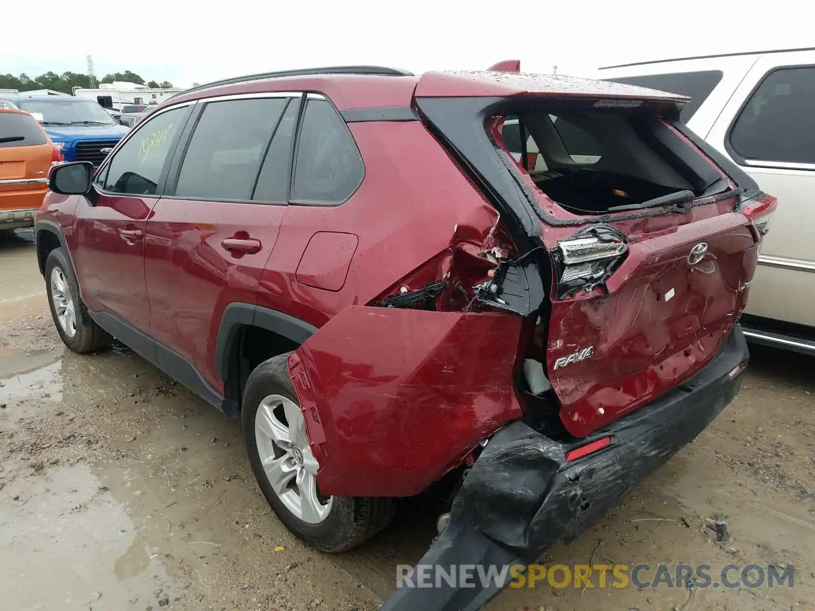 3 Photograph of a damaged car 2T3W1RFV8KC016283 TOYOTA RAV4 2019