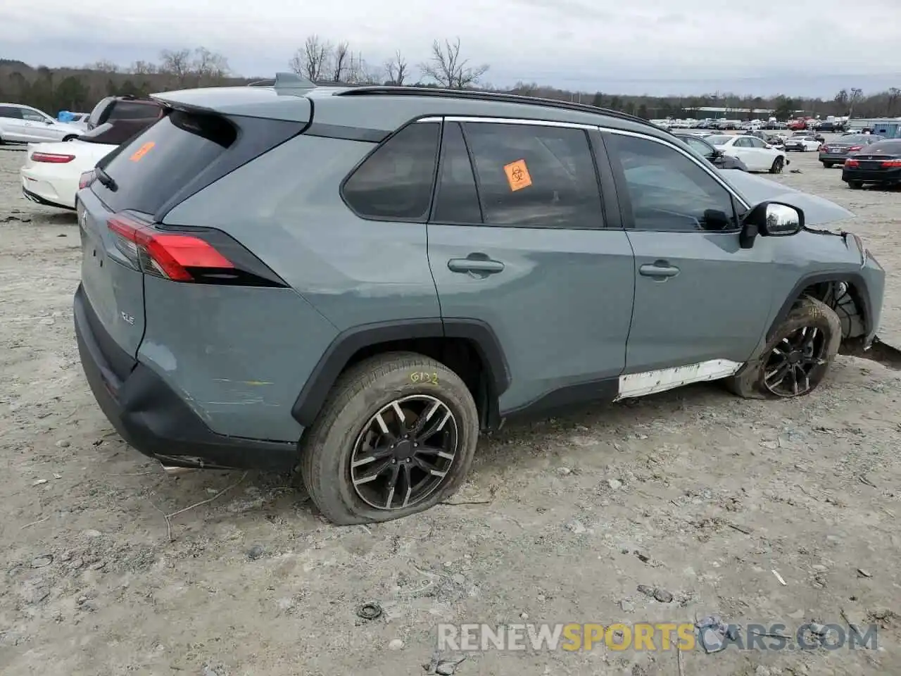 3 Photograph of a damaged car 2T3W1RFV8KC017238 TOYOTA RAV4 2019