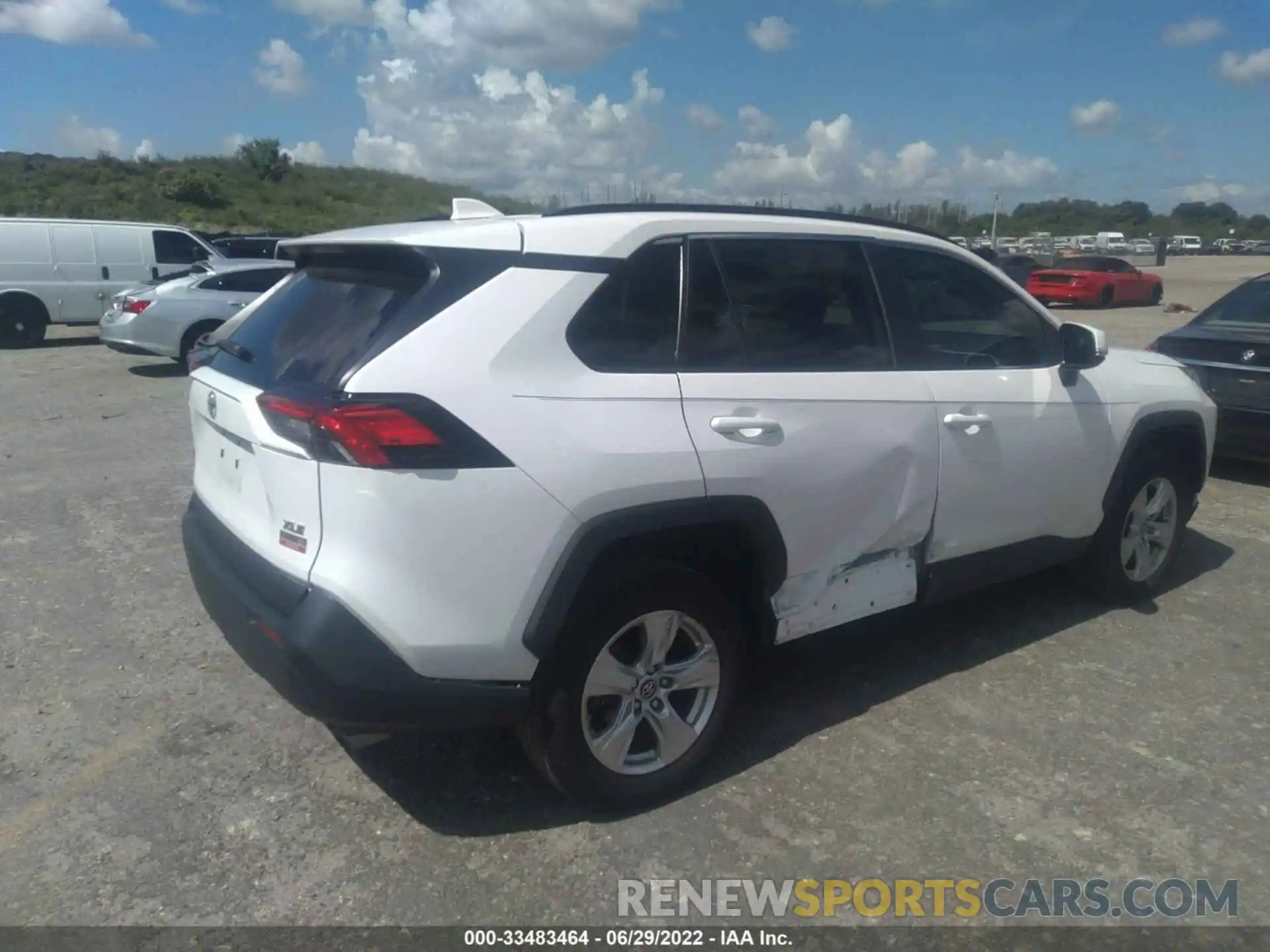 6 Photograph of a damaged car 2T3W1RFV8KC026148 TOYOTA RAV4 2019