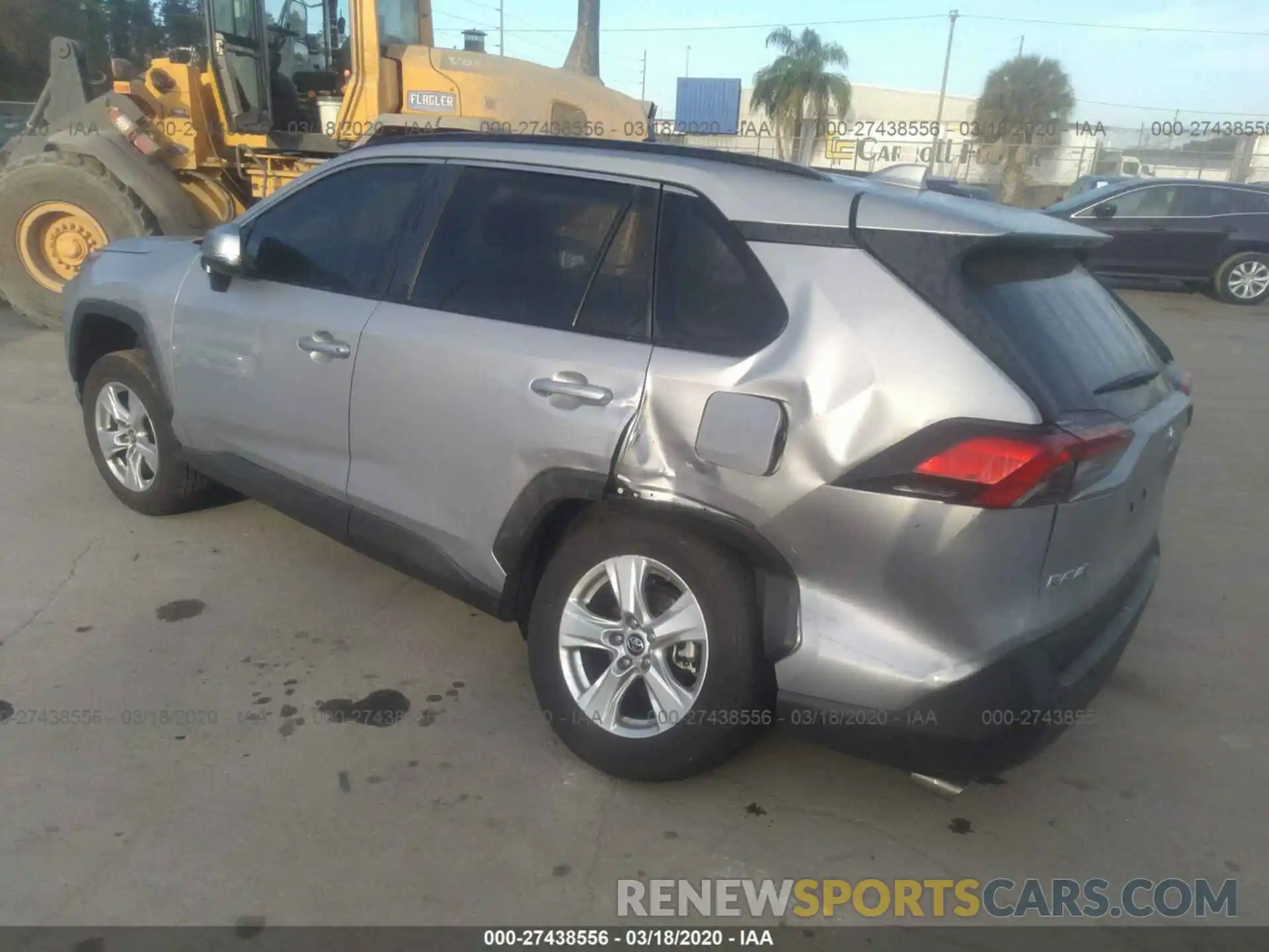 3 Photograph of a damaged car 2T3W1RFV8KW002074 TOYOTA RAV4 2019