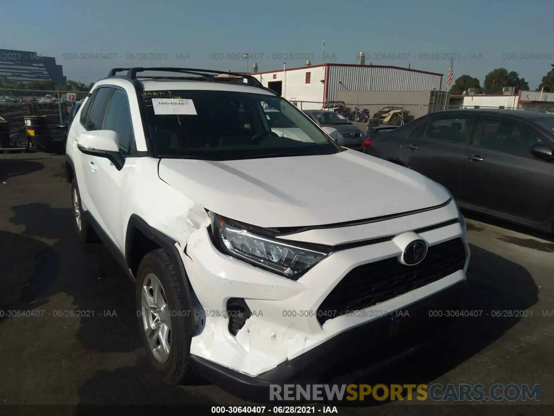 6 Фотография поврежденного автомобиля 2T3W1RFV8KW004147 TOYOTA RAV4 2019