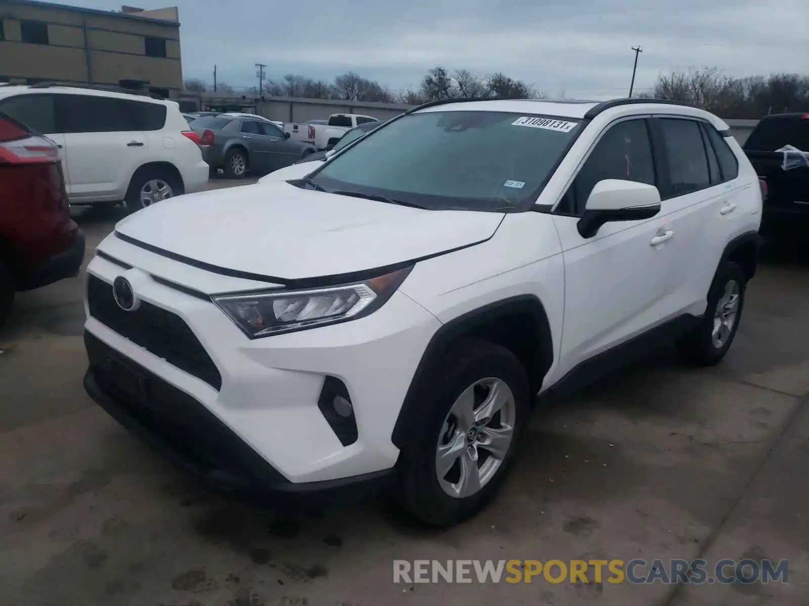 2 Photograph of a damaged car 2T3W1RFV8KW004567 TOYOTA RAV4 2019