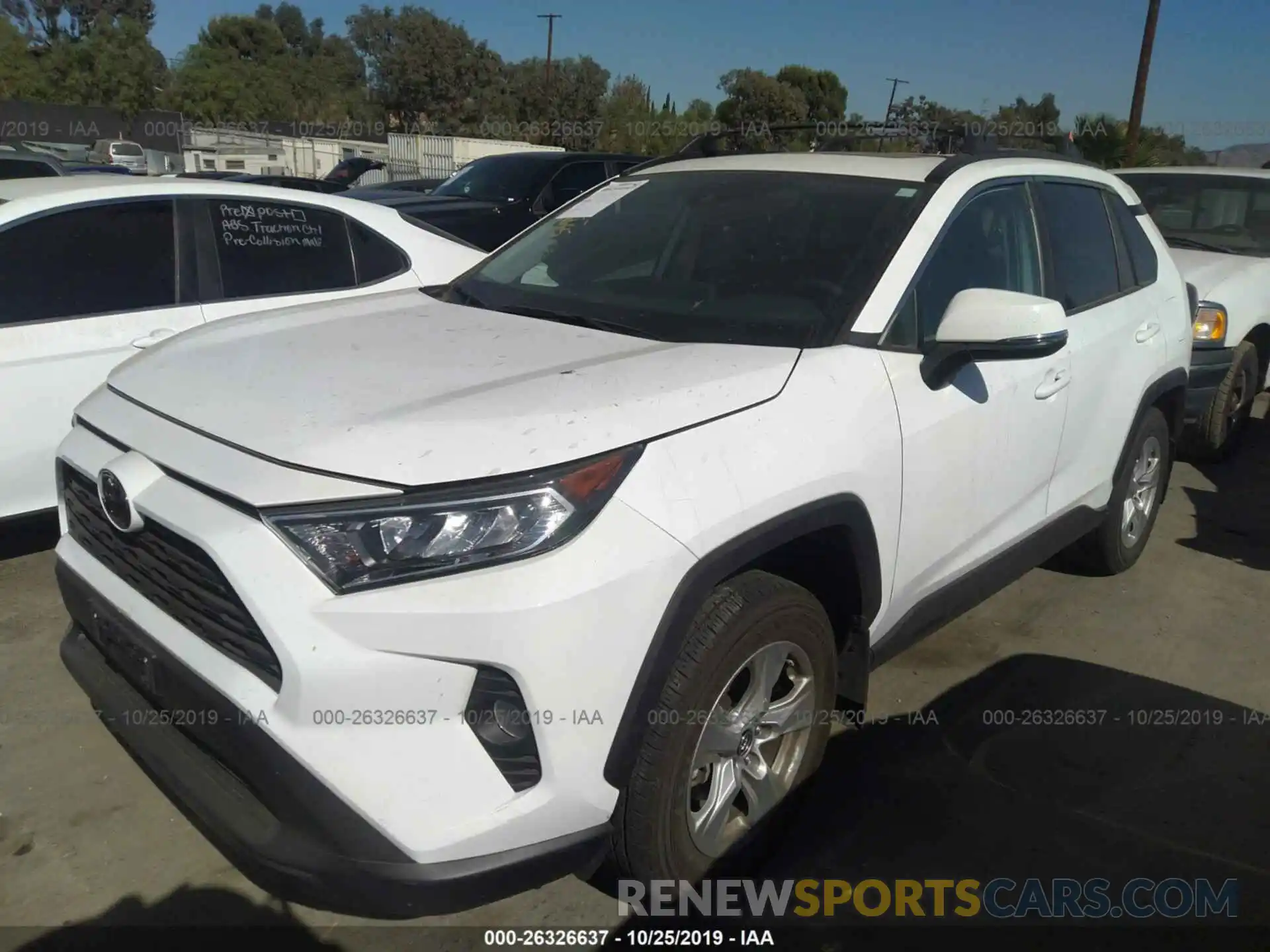 2 Photograph of a damaged car 2T3W1RFV8KW006738 TOYOTA RAV4 2019