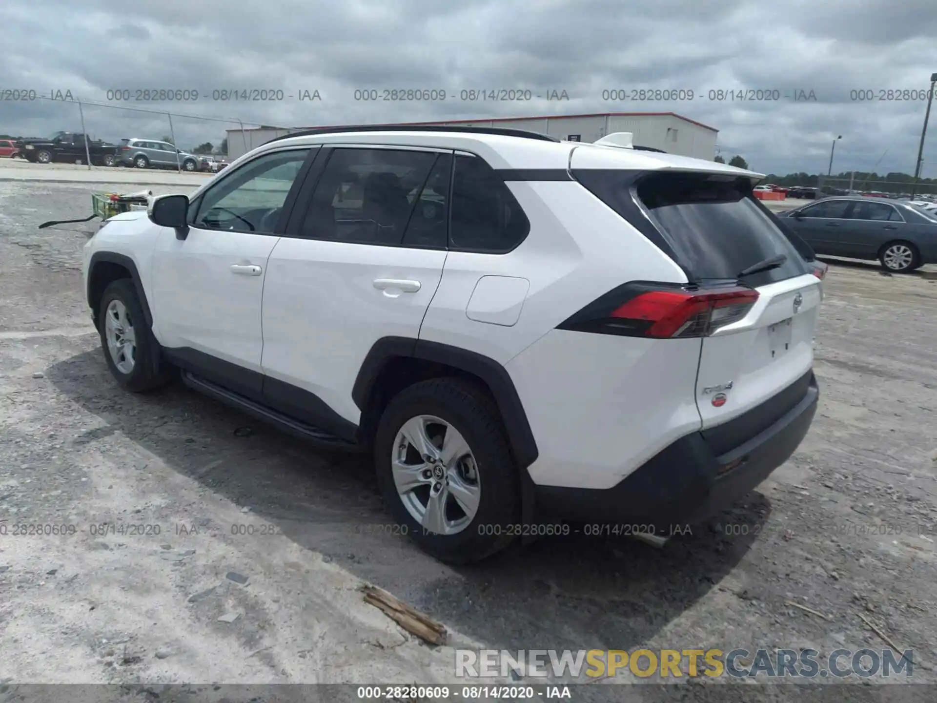 3 Photograph of a damaged car 2T3W1RFV8KW009185 TOYOTA RAV4 2019