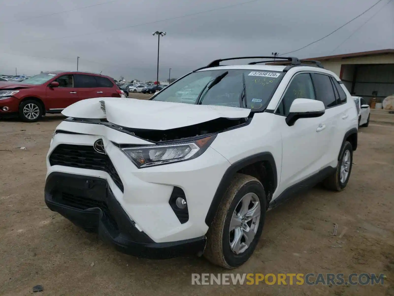 2 Photograph of a damaged car 2T3W1RFV8KW011776 TOYOTA RAV4 2019