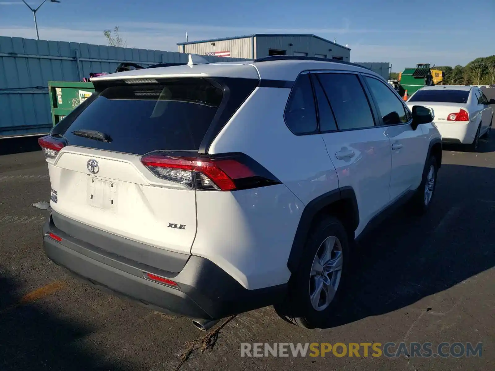 4 Photograph of a damaged car 2T3W1RFV8KW013771 TOYOTA RAV4 2019