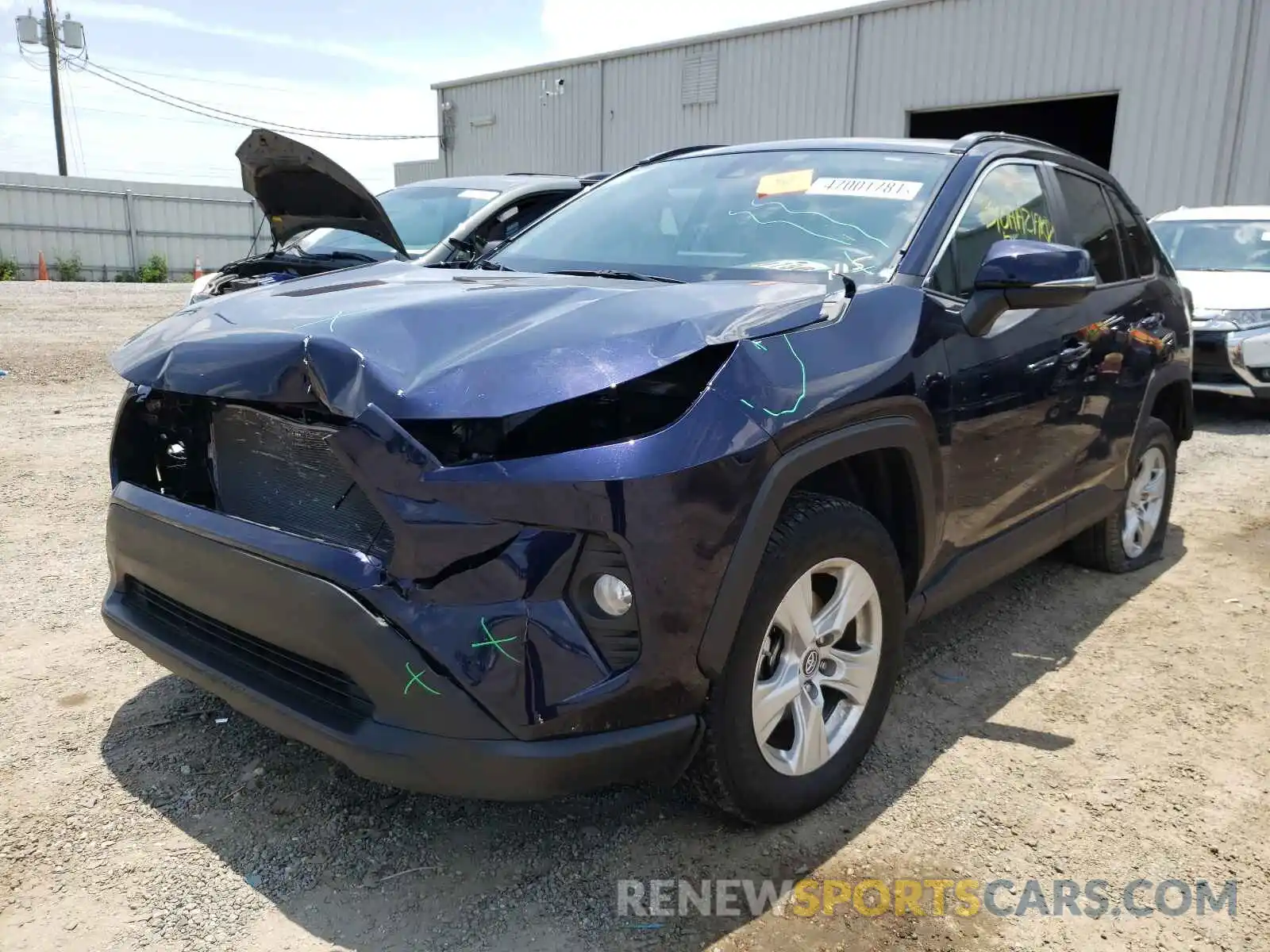 2 Photograph of a damaged car 2T3W1RFV8KW024768 TOYOTA RAV4 2019