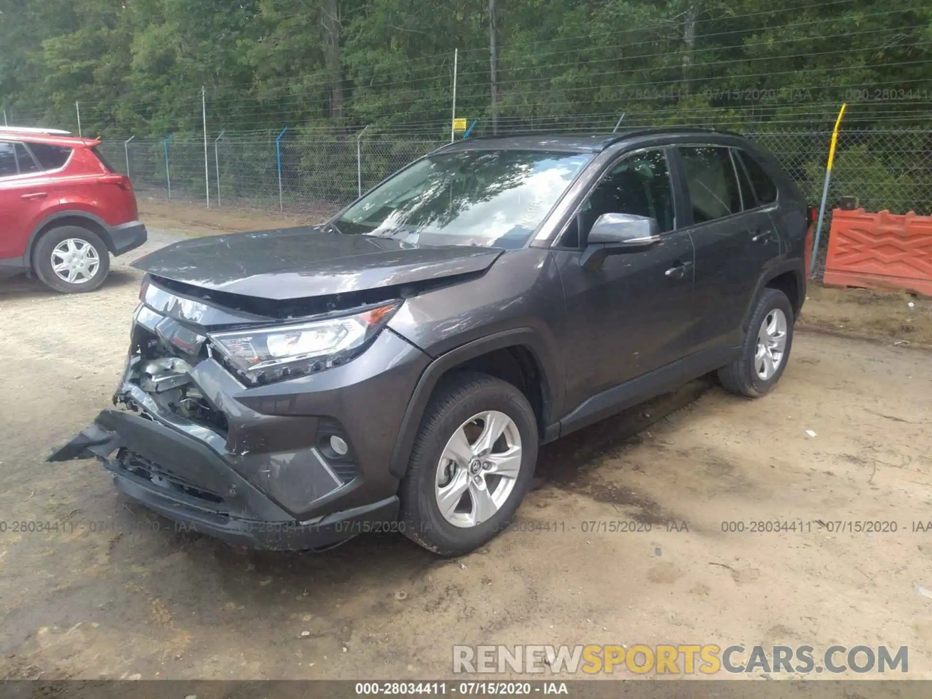 2 Photograph of a damaged car 2T3W1RFV8KW026035 TOYOTA RAV4 2019