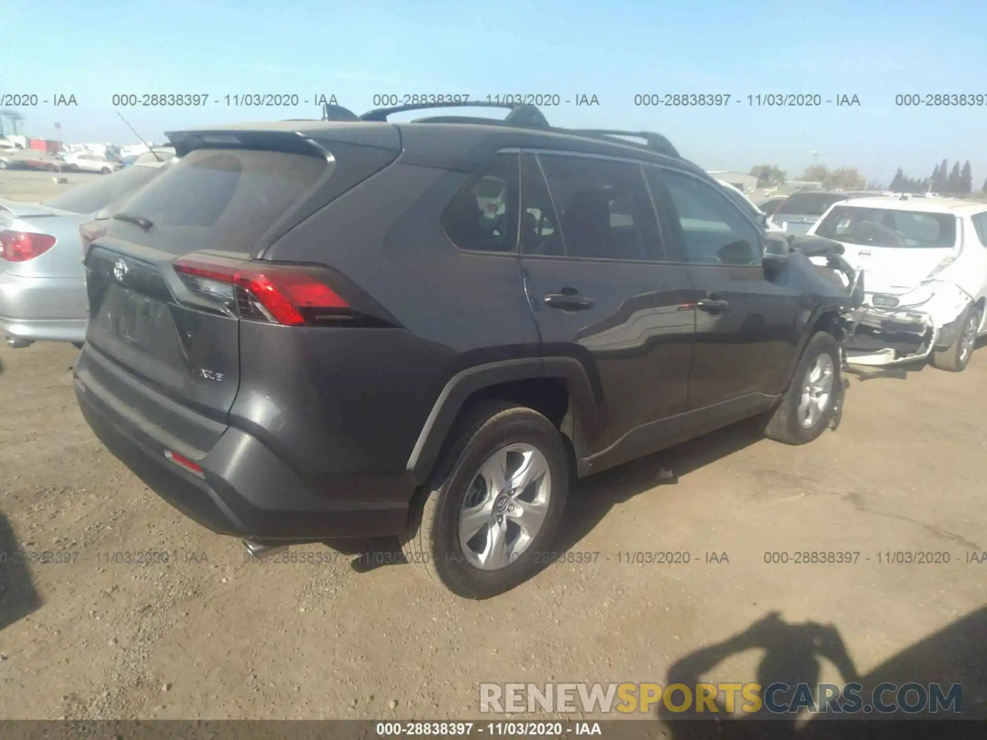 4 Photograph of a damaged car 2T3W1RFV8KW027380 TOYOTA RAV4 2019