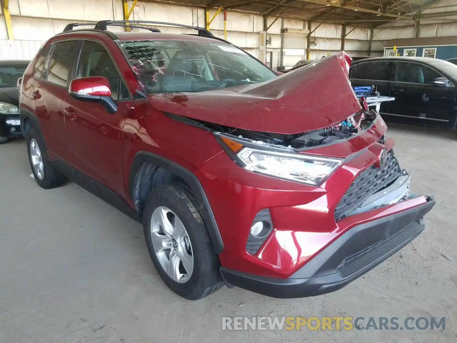 1 Photograph of a damaged car 2T3W1RFV8KW029551 TOYOTA RAV4 2019