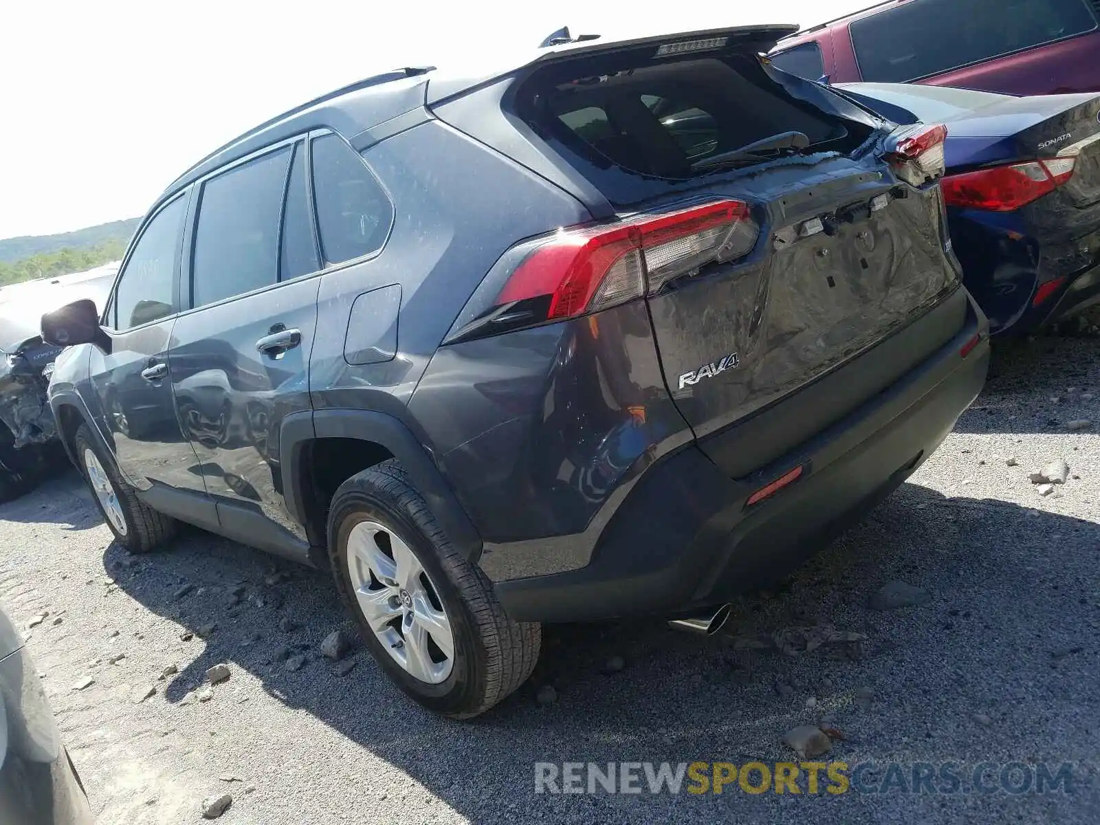 3 Photograph of a damaged car 2T3W1RFV8KW046849 TOYOTA RAV4 2019