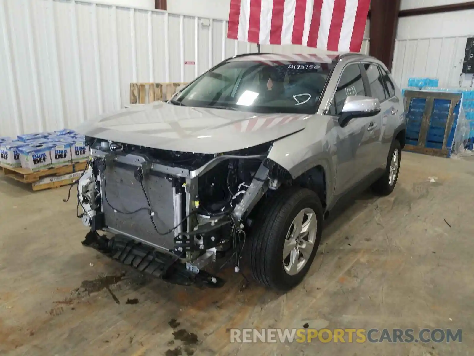 2 Photograph of a damaged car 2T3W1RFV8KW049539 TOYOTA RAV4 2019