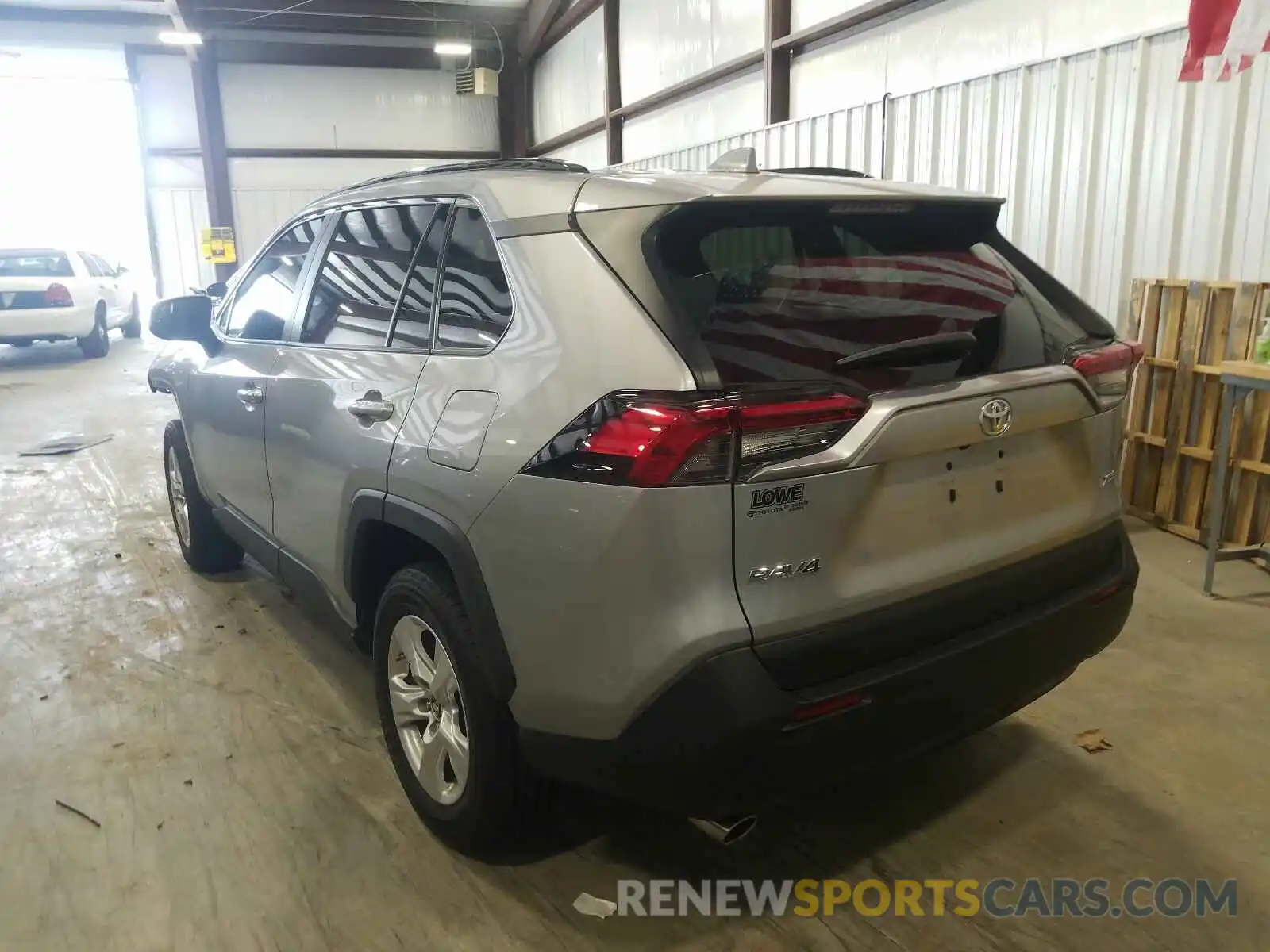 3 Photograph of a damaged car 2T3W1RFV8KW049539 TOYOTA RAV4 2019