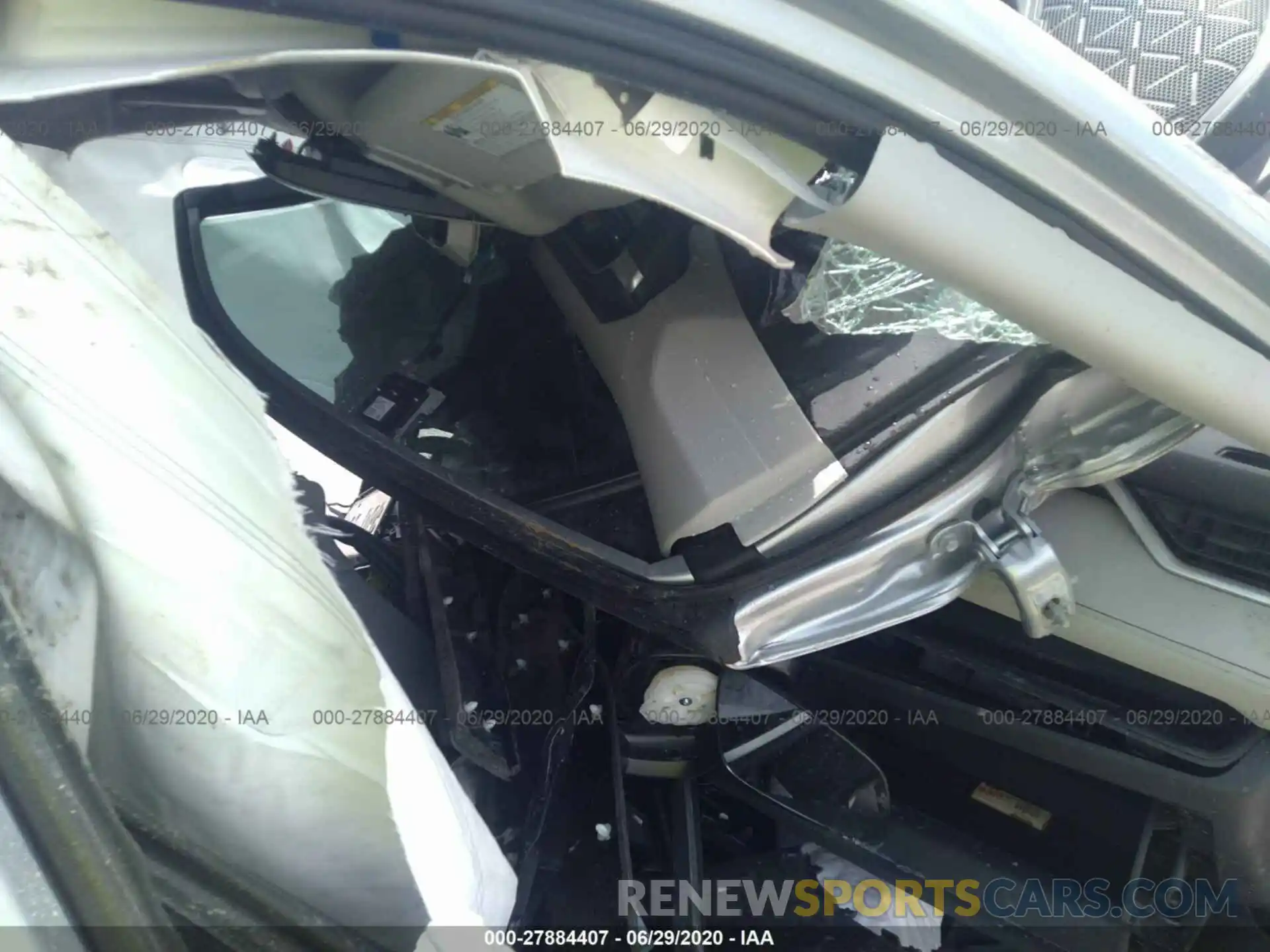 5 Photograph of a damaged car 2T3W1RFV8KW051047 TOYOTA RAV4 2019