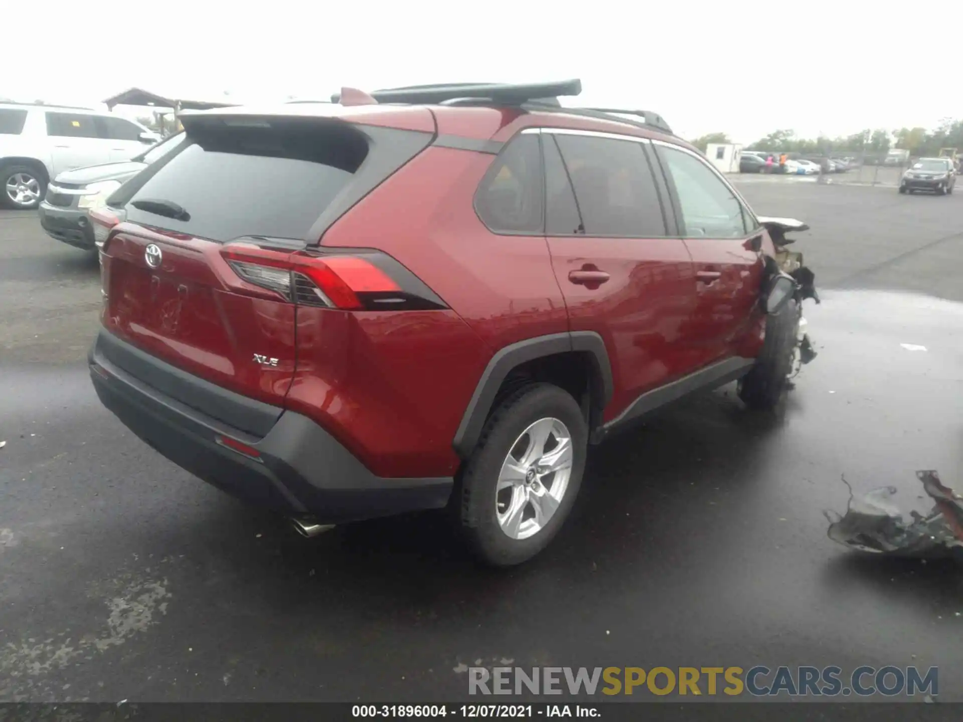 4 Photograph of a damaged car 2T3W1RFV9KC004899 TOYOTA RAV4 2019