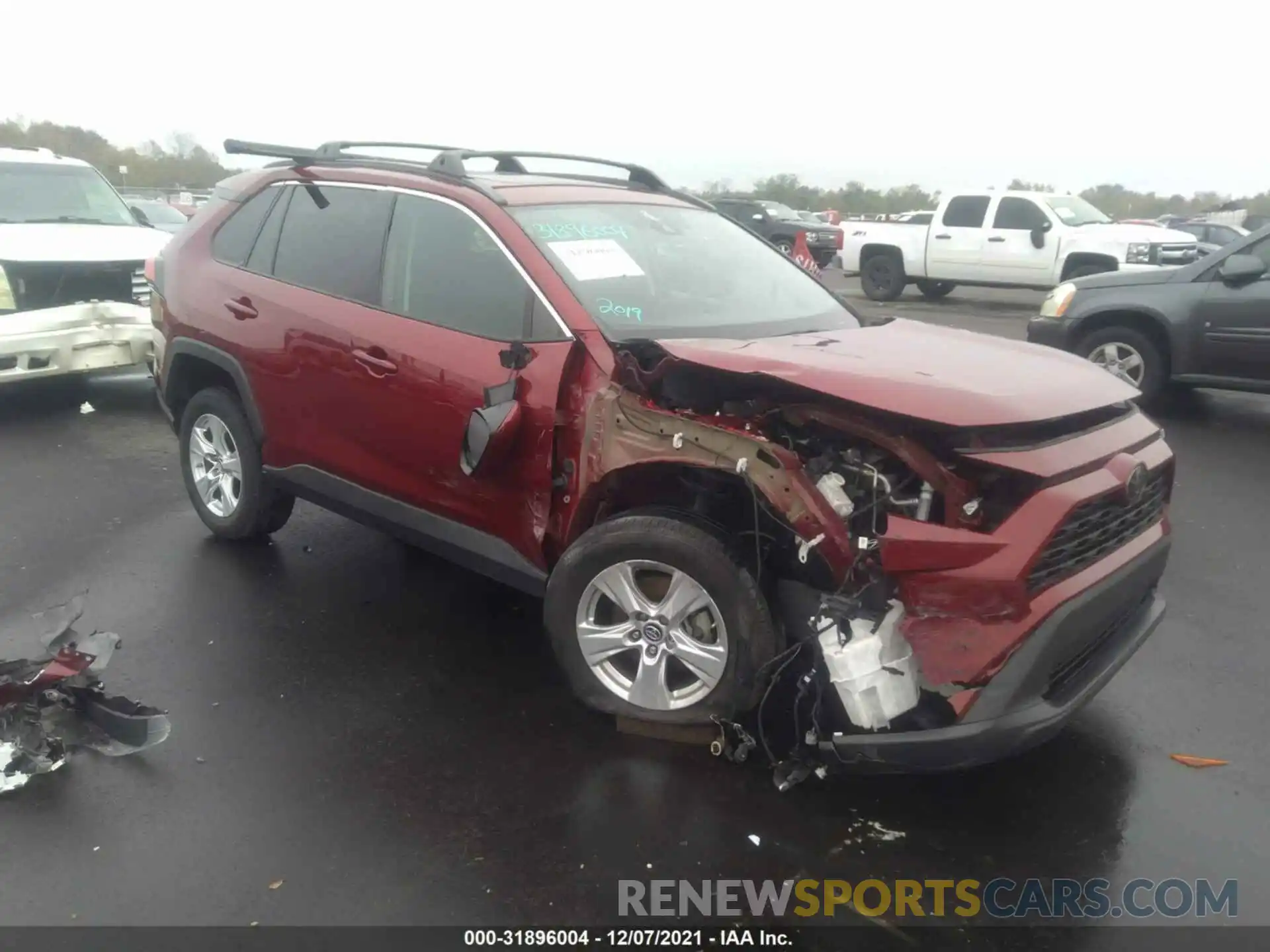 6 Photograph of a damaged car 2T3W1RFV9KC004899 TOYOTA RAV4 2019