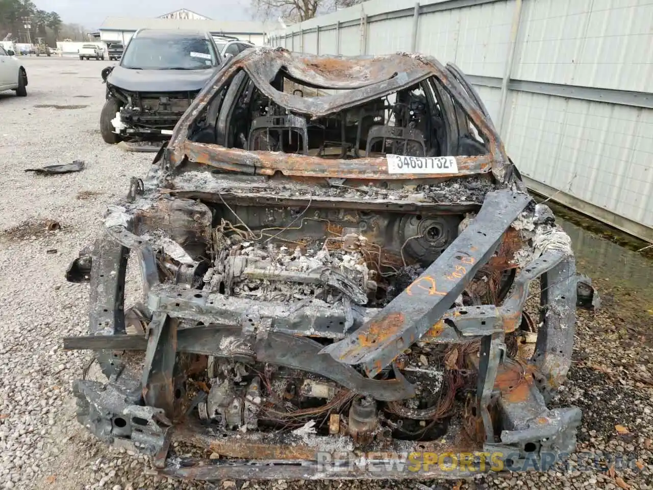 9 Фотография поврежденного автомобиля 2T3W1RFV9KC011366 TOYOTA RAV4 2019