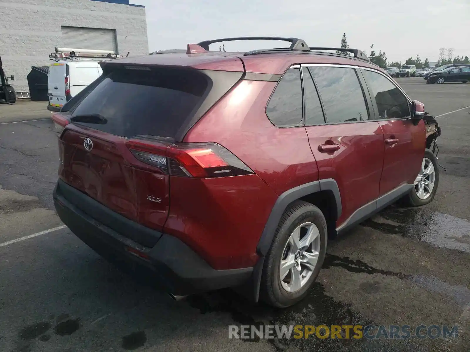 4 Photograph of a damaged car 2T3W1RFV9KC012825 TOYOTA RAV4 2019