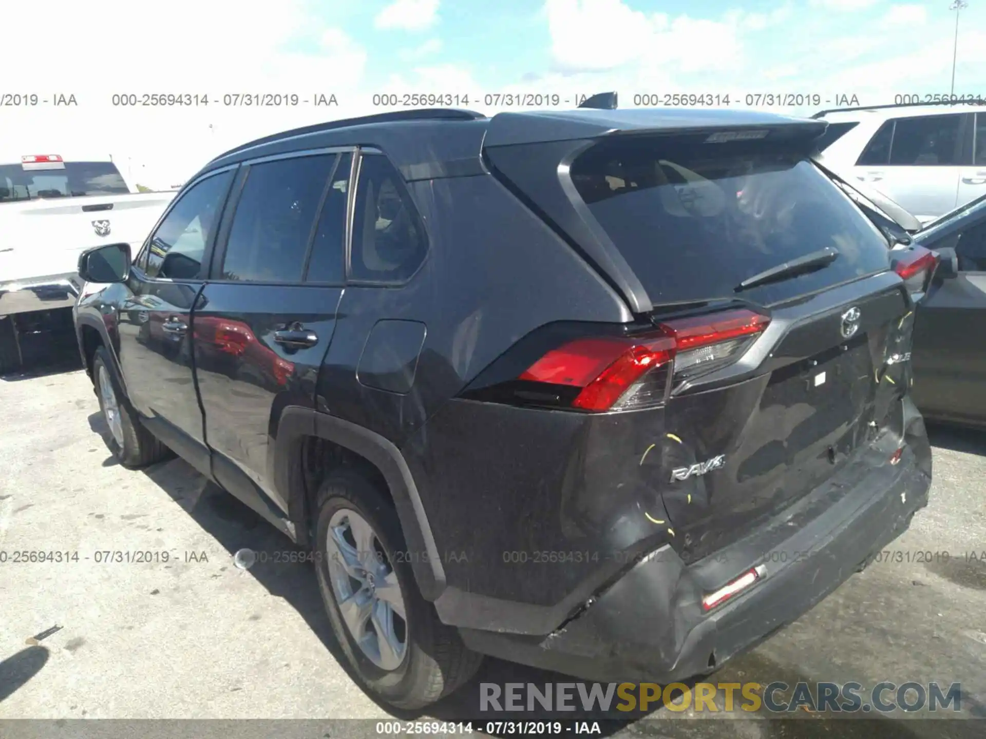 3 Photograph of a damaged car 2T3W1RFV9KC014655 TOYOTA RAV4 2019