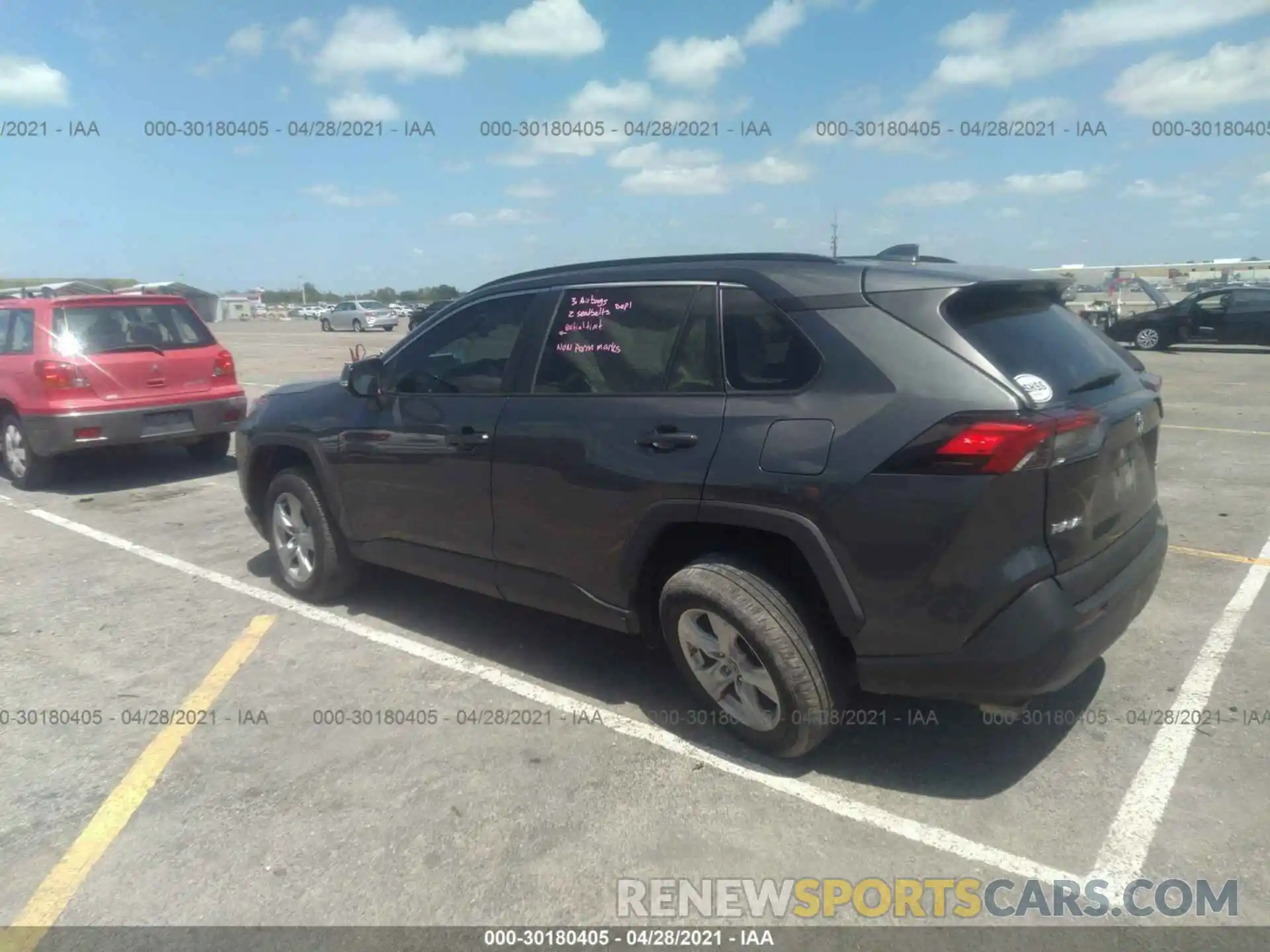 3 Photograph of a damaged car 2T3W1RFV9KC015773 TOYOTA RAV4 2019