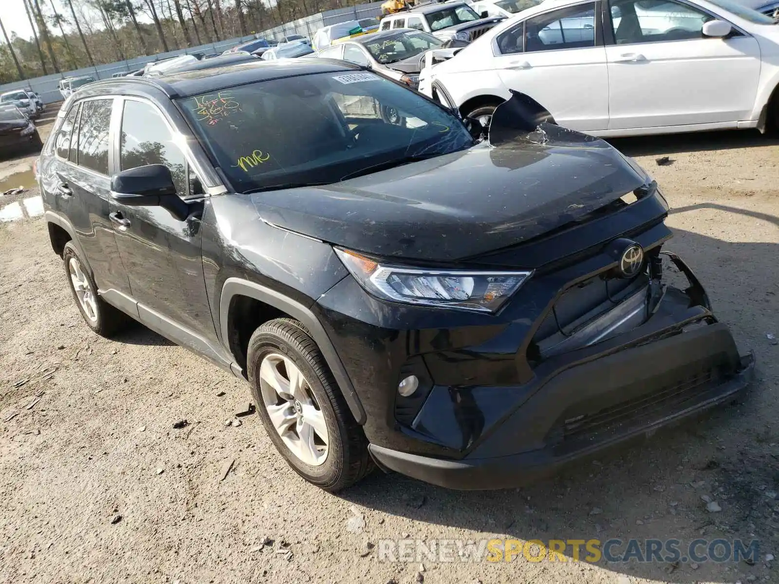 1 Photograph of a damaged car 2T3W1RFV9KC021623 TOYOTA RAV4 2019