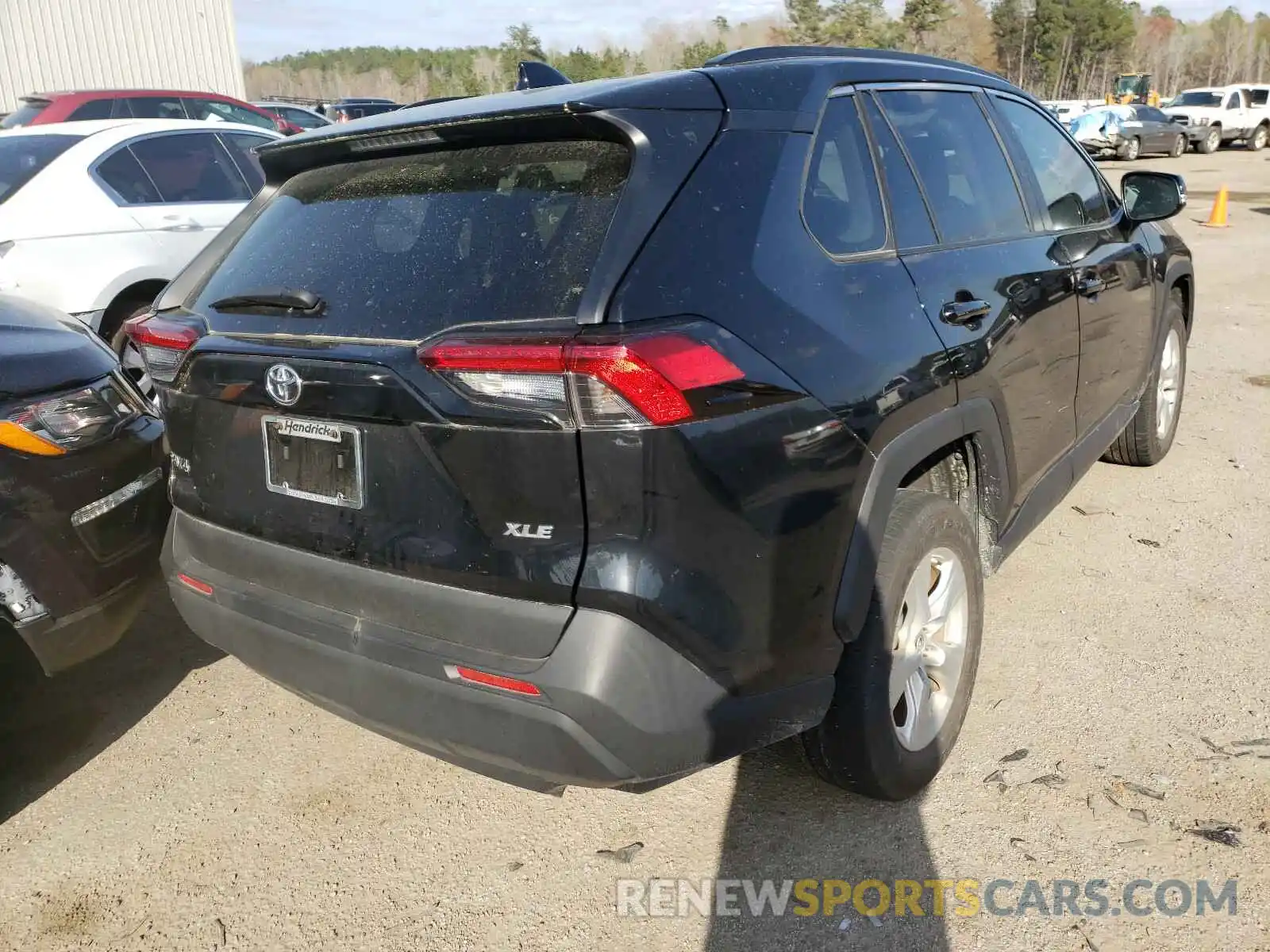 4 Photograph of a damaged car 2T3W1RFV9KC021623 TOYOTA RAV4 2019