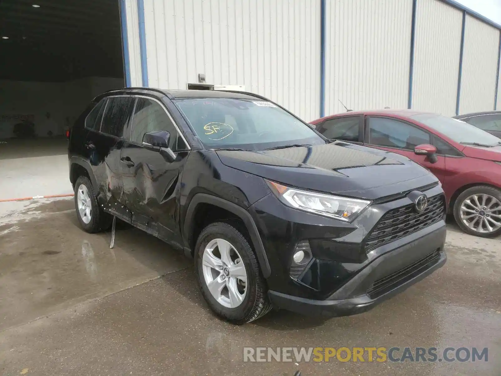 1 Photograph of a damaged car 2T3W1RFV9KC027213 TOYOTA RAV4 2019