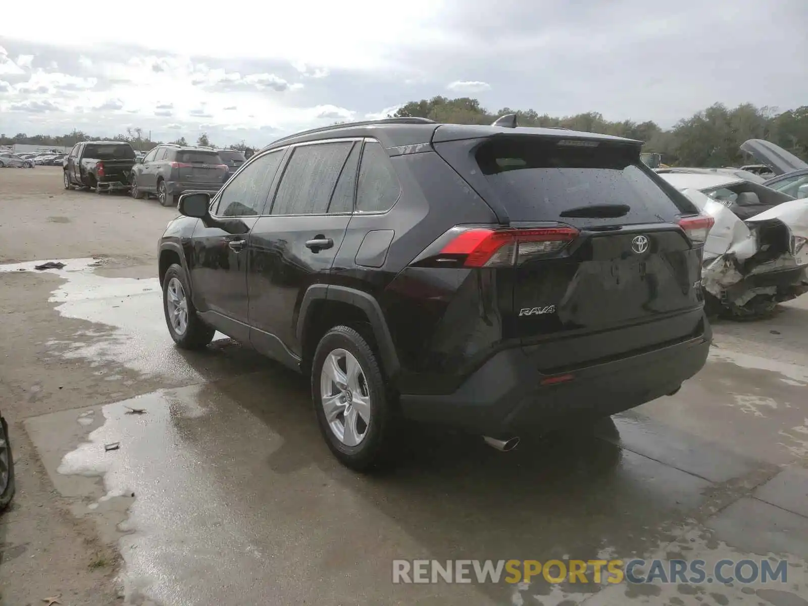 3 Photograph of a damaged car 2T3W1RFV9KC027213 TOYOTA RAV4 2019