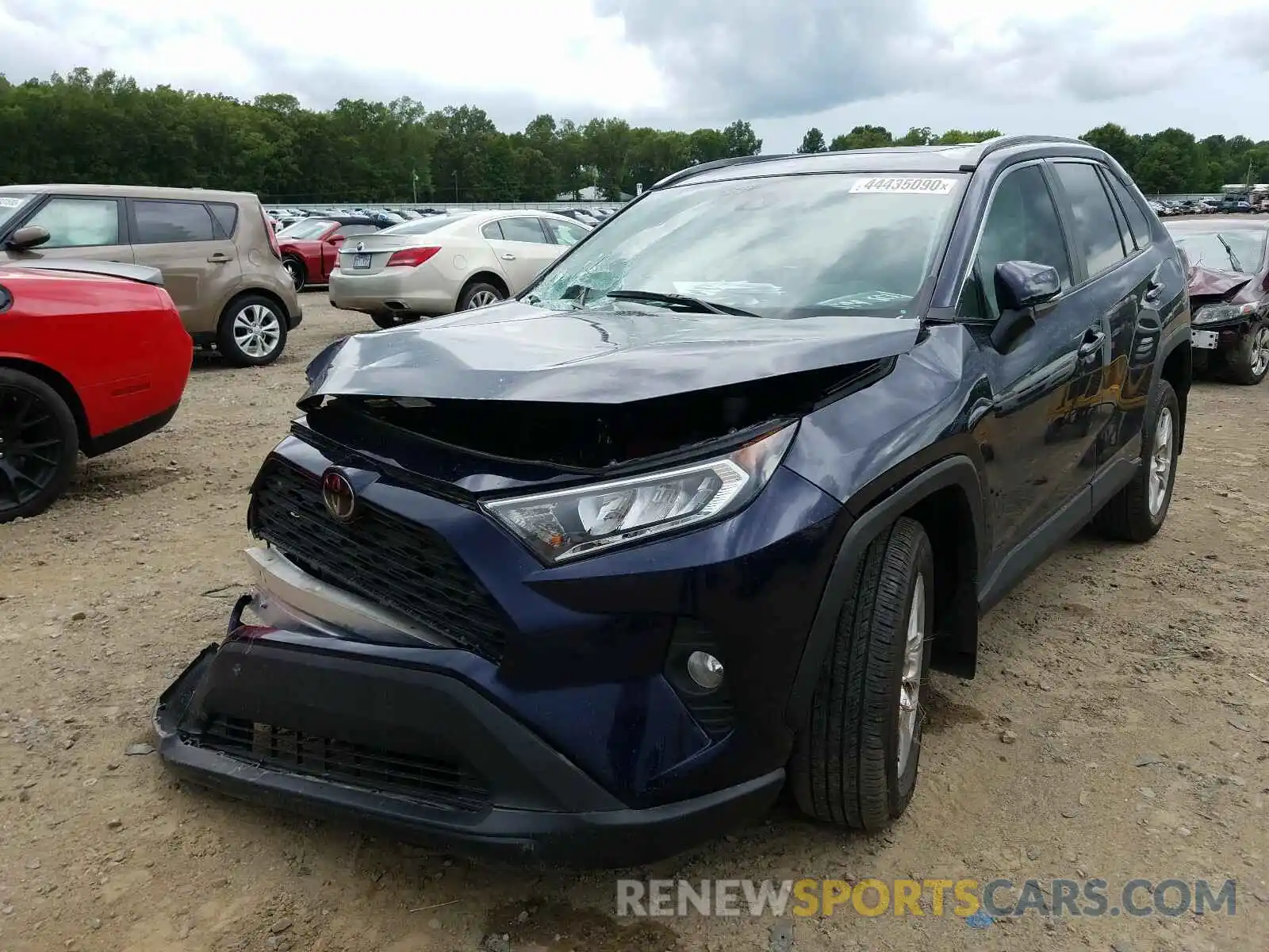 2 Photograph of a damaged car 2T3W1RFV9KC027552 TOYOTA RAV4 2019