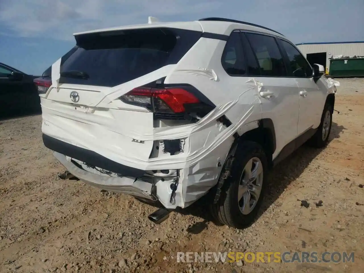 4 Photograph of a damaged car 2T3W1RFV9KC031939 TOYOTA RAV4 2019