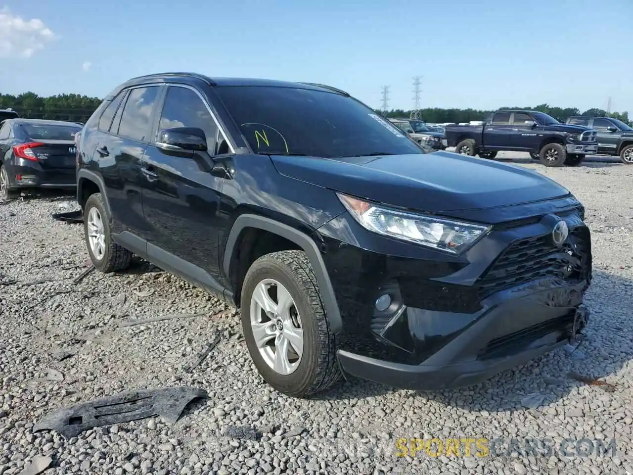 1 Photograph of a damaged car 2T3W1RFV9KW005520 TOYOTA RAV4 2019