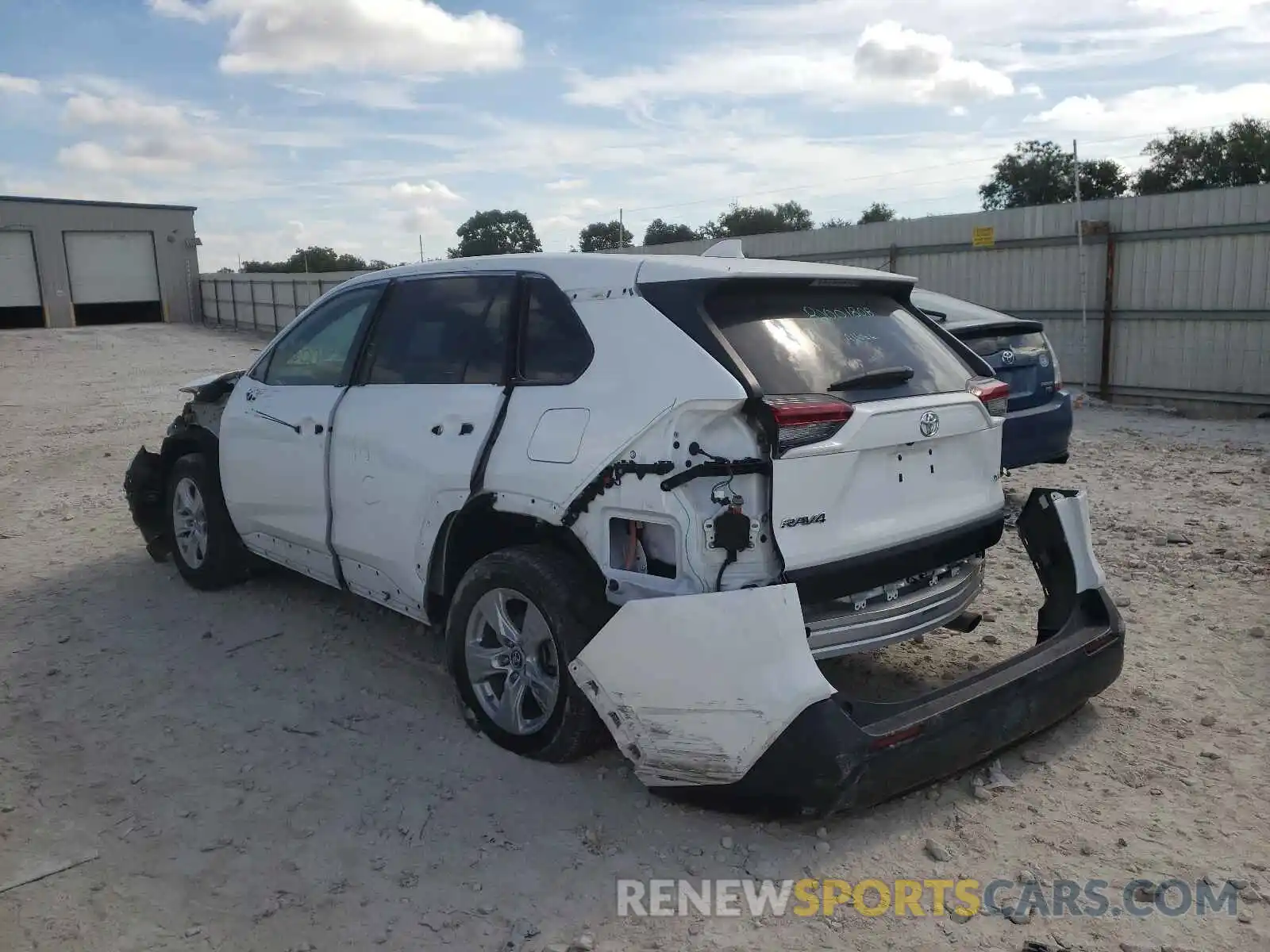 3 Photograph of a damaged car 2T3W1RFV9KW005713 TOYOTA RAV4 2019