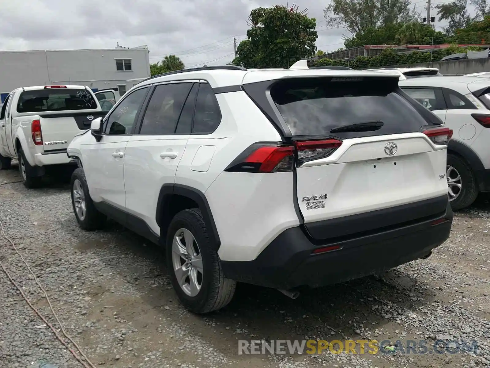 3 Photograph of a damaged car 2T3W1RFV9KW014279 TOYOTA RAV4 2019