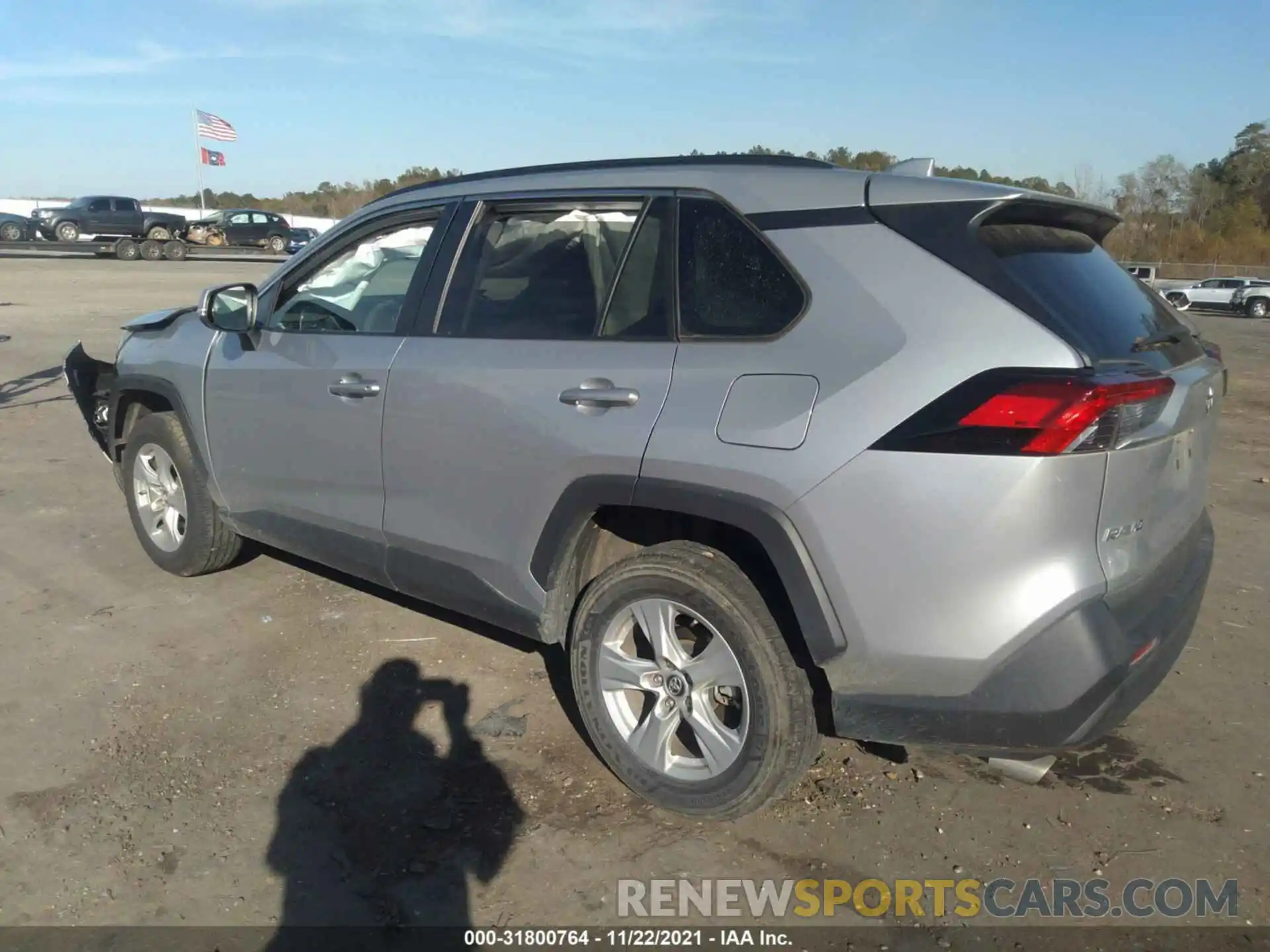 3 Photograph of a damaged car 2T3W1RFV9KW015304 TOYOTA RAV4 2019