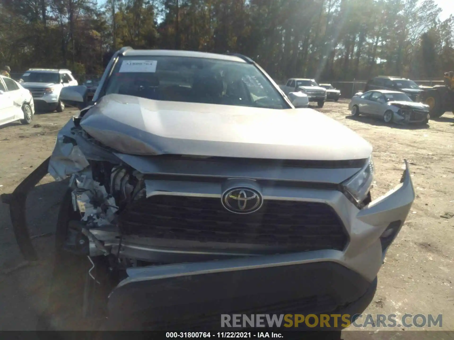 6 Photograph of a damaged car 2T3W1RFV9KW015304 TOYOTA RAV4 2019