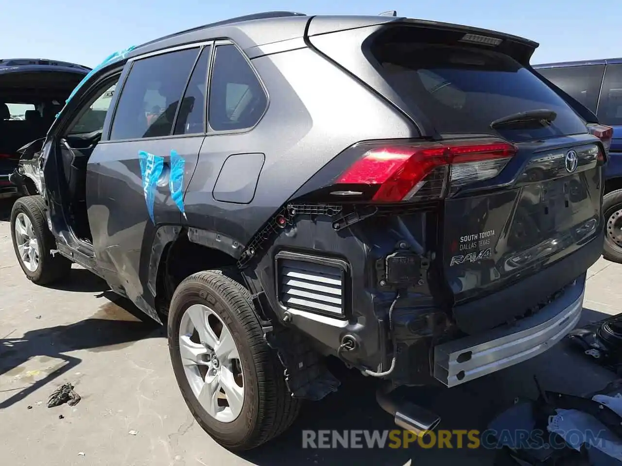 3 Photograph of a damaged car 2T3W1RFV9KW015416 TOYOTA RAV4 2019